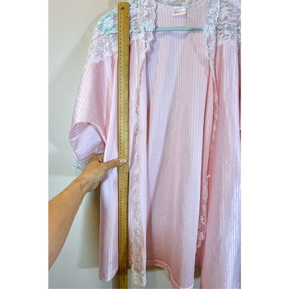 Vintage Frederick’s of Hollywood Open Front Light Pink Robe with Lace Trim S/M - Picture 6 of 9